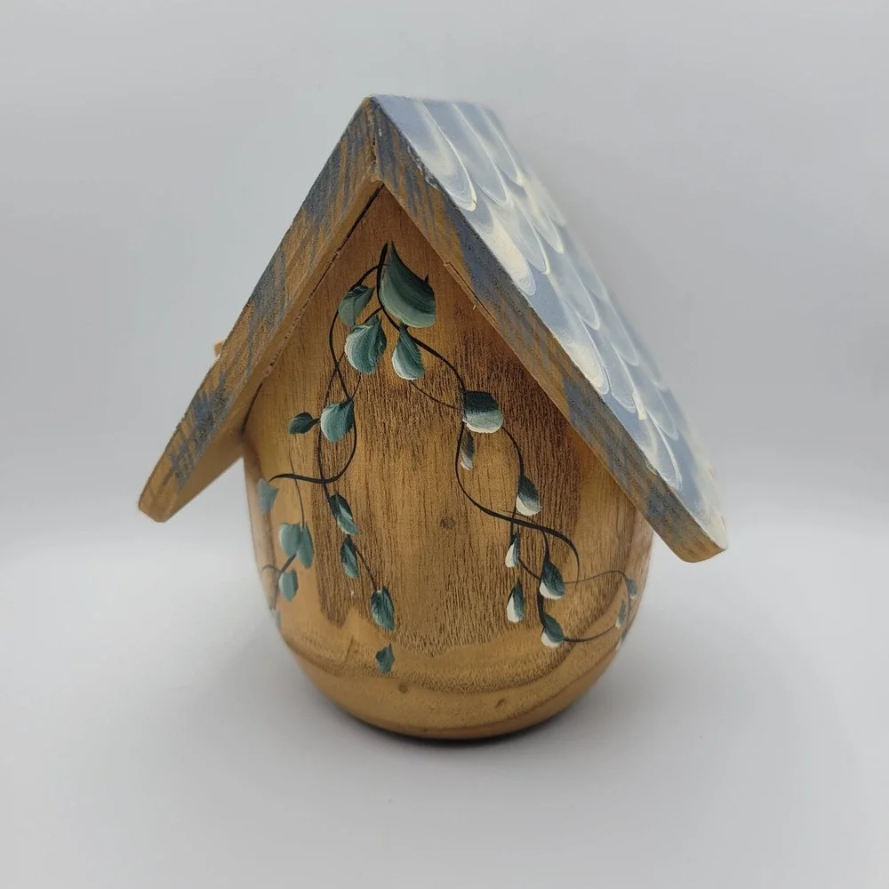 Hand Painted Wooden Birdhouse House‎ Decor Marquette Michigan Rustic Handmade